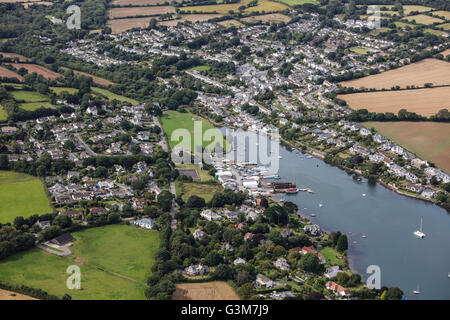 Eine Luftaufnahme des Dorfes Mylor Brücke, in der Nähe von Falmouth Cornwall Stockfoto