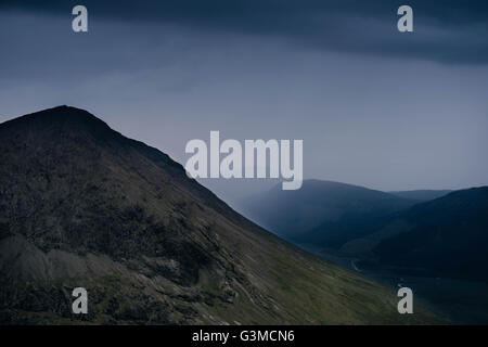 Regen der Black Cuillin, Skye, Schottland herüber. Stockfoto