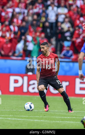 Mehmet Topal (Türkei); 12. Juni 2016 - Fußball: Uefa Euro Frankreich 2016, Gruppe D, Türkei 0-1 Kroatien, im Stade Parc des Princes, Paris, Frankreich. © Aicfoto/AFLO/Alamy Live-Nachrichten Stockfoto