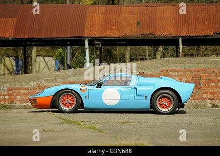 Seitenansicht des Ford GT MkII in Gulf Racing Lackierung Stockfoto