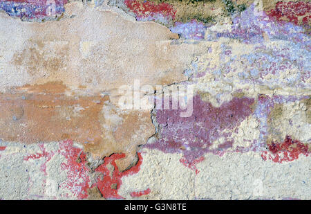 Rustikale geknackt und Peeling gerenderten Wand. Spanischen, mexikanischen, italienischen strukturierten Hintergrund. Stockfoto
