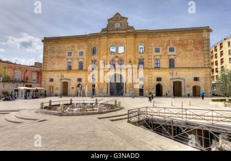 Piazza Vittorio Veneto, Palazzo dell'Annunziata, Matera, Italien, Basilikata Stockfoto