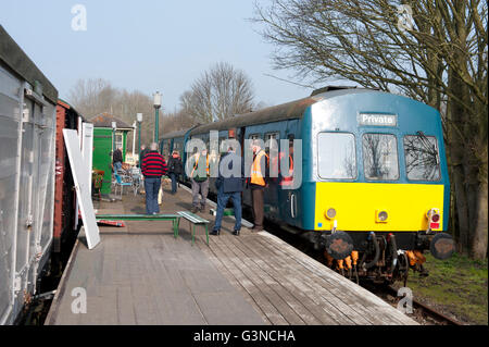 Metro cammel Klasse 108 Diesel Multiple Unit an Sheperdswell auf der East Kent Railway, Kent GROSSBRITANNIEN Stockfoto