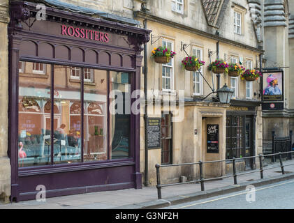 Bad einer historischen georgianischen Stadt in Somerset England UK The Turks Head Pub Stockfoto