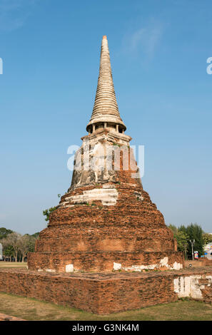 Stupa im Wat Mahathat, buddhistische Tempelanlage, Ayutthaya, Thailand Stockfoto