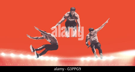 Zusammengesetztes Bild des Sportlers springen Stockfoto