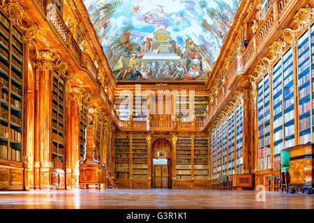 Das Innere der Bibliothek des Klosters Strahov in Prag Stockfoto