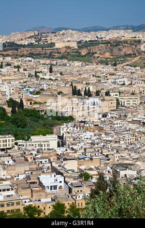 Ein Blick auf die Stadt Fez (Fes Fas) Stadt, UNESCO-Weltkulturerbe in Marokko, Afrika Stockfoto