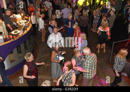 Nördlichen Seele Disco-Dance-Wiedervereinigung der 1960er Jahre Mods Terry Heath Reunion 2016 Pic von Dave Bagnall Stockfoto