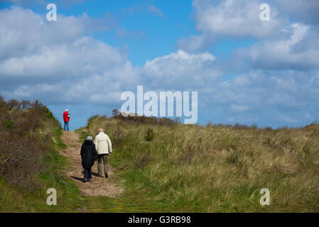 Menschen gehen an Muy Natur reservieren bei Texel-holland Stockfoto