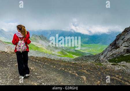 PR-PNPE 24 - Route Aliva Häfen. Picos de Europa, Kantabrien, Spanien, Europa Stockfoto