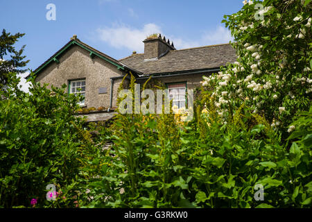 CUMBRIA, UK - 30. Mai 2016: Die wunderschönen Gärten der Hill Top - ein aus dem 17. Jahrhundert Haus Heimat einmal Kinder Autor Beatrix Pott Stockfoto