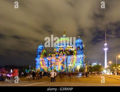 "Festival of Lights": Dom, Fernsehturm in bunte Lichter, Deutschland, Berlin, Berlin Stockfoto