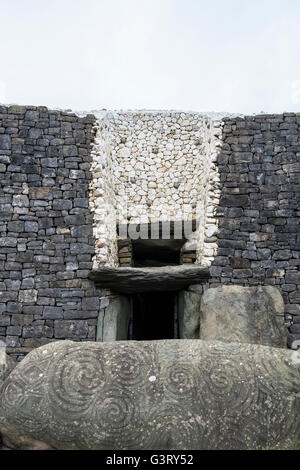 Newgrange Durchgang Grab Nationaldenkmal Irland Stockfoto