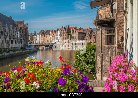 Schöne Aussicht auf die Grachten Ghent in Belgien Stockfoto