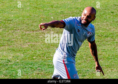 RIO DE JANEIRO, Brasilien - 14.06.2016: TRAINING FLUMINENSE - Jonathan Fluminense trainiert. (Foto: Marcelo Cortes / FotoArena) Stockfoto