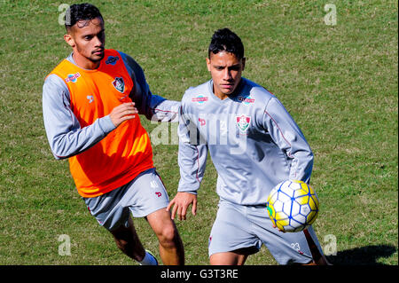 RIO DE JANEIRO, Brasilien - 14.06.2016: TRAINING FLUMINENSE - Gustavo Scarpa für Fluminense Training. (Foto: Marcelo Cortes / FotoArena) Stockfoto