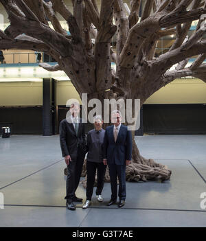 Die Tate Modern, London UK. 14. Juni 2016. Die weltweit beliebtesten Galerie präsentiert das neue Schalter-Haus der Presse, entworfen von den Architekten Herzog de Meuron &, Eröffnung für die Öffentlichkeit am 17. Juni 2016 und den Gesamtraum um 60 % zu erhöhen. Galerien in das vorhandene Kesselhaus sind auch bei der offiziellen Eröffnung bekam. Bildnachweis: Artsimages/Alamy Live-Nachrichten. Stockfoto