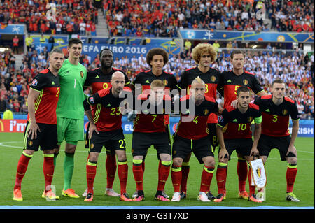 Toby Alderweireld (Belgien) Thibaut Courtois (Belgien) Belgier Lukaku (Belgien) Axel Witsel (Belgien) Marouane Fellaini (Belgien) Jan Vertonghen (Belgien) Laurent Ciman (Belgien) Kevin De Bruyne (Belgien) Radja Nainggolan (Belgien) Eden Hazard (Belgien) Thomas Vermaelen (Belgien)-Team (Belgien); 13. Juni 2016 - Fußball: Uefa Euro Frankreich 2016, Gruppe E, Belgien 0-2 Italien am Stade de Lyon, Lyon, Frankreich.; Team (Belgien); © Aicfoto/AFLO/Alamy Live-Nachrichten Stockfoto