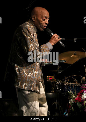 New York, New York, USA. 14. Juni 2016. Legenden des Jazz Award Empfänger/Schlagzeuger ROY HAYNES besucht The National Jazz Museum in Harlem (NJMH) 2016 jährliche Benefiz-Konzert. Bildnachweis: Nancy Kaszerman/ZUMA Draht/Alamy Live-Nachrichten Stockfoto