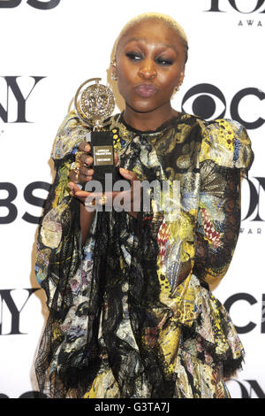 Cynthia Erivo im 70. Annual Tony Awards im Beacon Theatre am 12. Juni 2016 in New York City. | Verwendung weltweit Stockfoto