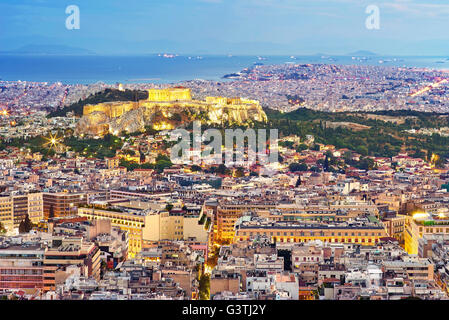 Athen Nacht Panorama. Luftaufnahme der Akropolis. Stockfoto