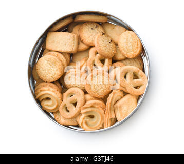 Süße Butterkekse. Cookies können isolierten auf weißen Hintergrund. Ansicht von oben. Stockfoto