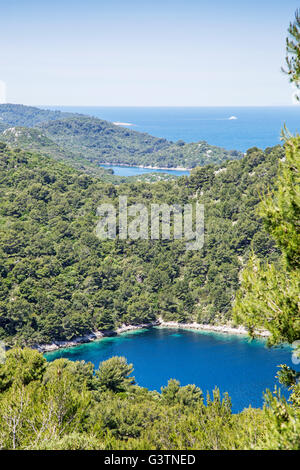 Ein Blick vom Zaklopatica Stadt Lastovo eine Insel in Kroatien. Stockfoto