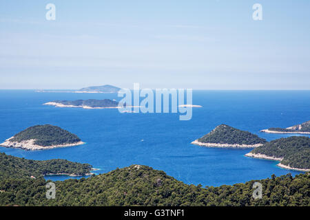 Ein Blick vom Zaklopatica Stadt Lastovo eine Insel in Kroatien. Stockfoto