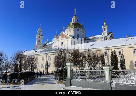 Die Pochaev Lavra am schönen Wintertag, Ukraine Stockfoto