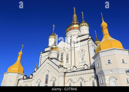 Die Pochaev Lavra Kuppel an schönen Wintertag, Ukraine Stockfoto