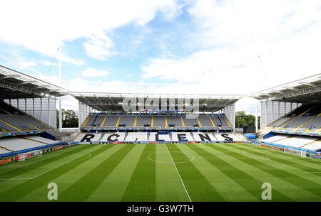 Einen Überblick über die Tonhöhe bei Stade Felix Bollaert-Delelis, Objektiv. Stockfoto