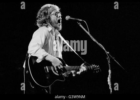 Warren Zevon auf der Bühne in London c. 1983 Stockfoto