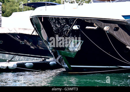 Ankerplatz für Luxus-marine-Boote und Yachten. Hong Kong. Stockfoto