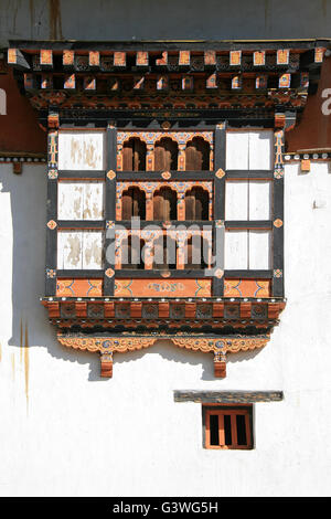 Fassade des Klosters Gangtey Gompa in Thimphu (Bhutan). Stockfoto