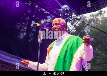 Mahmoud Ahmed, Respekt Festival 2016 in Prag, 12. Juni 2016, Tschechische Republik Stockfoto