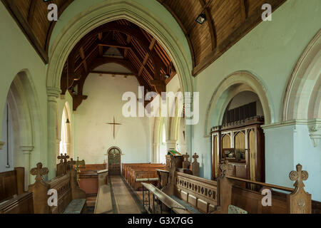 Innenraum der St. Laurence Church in Guestling, East Sussex, England. Stockfoto