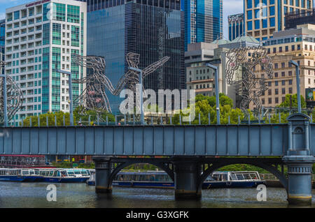 Ansichten von Melbourne entlang der South Bank Fluss-Bezirk Stockfoto