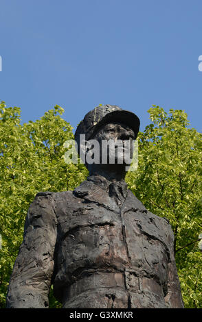 Statue von General Charles de Gaulle Warschau Polen Stockfoto