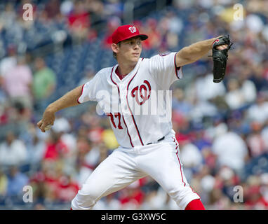 Washington, District Of Columbia, USA. 15. Juni 2016. Washington Nationals ab Krug Stephen Strasburg (37) arbeitet im ersten Inning gegen die Chicago Cubs bei Nationals Park in Washington, DC am Mittwoch, den 15. Juni 2016.Credit: Ron Sachs/CNP Credit: Ron Sachs/CNP/ZUMA Draht/Alamy Live News Stockfoto