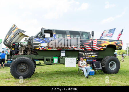 Oshkosh, Wisconsin, USA. 15. Juni 2016. Fallen Angel extreme 4 x 4 auf dem Display im Ford Field Festival im Land USA Musikfestival in Oshkosh, Wisconsin Credit: Daniel DeSlover/ZUMA Draht/Alamy Live News Stockfoto