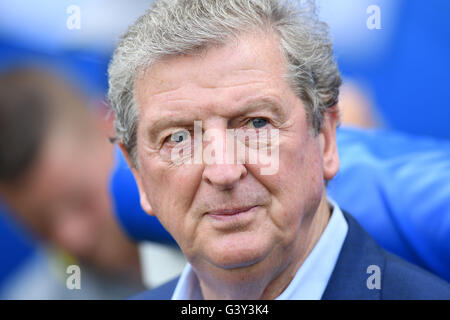 Lens, Frankreich. 16. Juni 2016. England Fußball-Trainer Roy Hodgson am Stade Bollaert-Delelis in Lens, Frankreich heute Nachmittag während der Euro 2016 Gruppe B Befestigung. Bildnachweis: Phil Rees/Alamy Live-Nachrichten Stockfoto