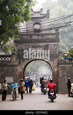 Osttor, Stadttor von Hanoi, Vietnam, Südostasien, Asien Stockfoto