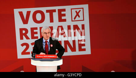 Labour Schatten-Kanzler John McDonnell im The Union, Manchester Metropolitan University, wo er und ehemalige Premierminister Gordon Brown zusammen-Up, Labour Fall für verbleibende in der EU zu machen. Stockfoto