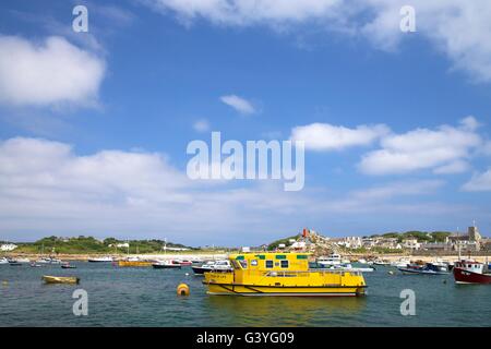 Meer-Ambulanz im Hafen, Str. Marys, Isles of Scilly, Cornwall, England, UK, GB Stockfoto