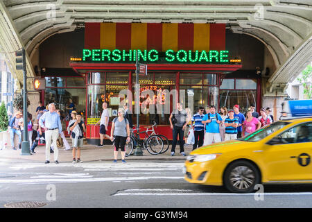 Pershing Square, 42nd Street Zebrastreifen, New York City Stockfoto