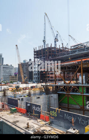 Hudson Yards Konstruktion mit Handwerkern, NYC, USA Stockfoto