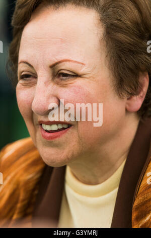 Shirin Ebadi, iranische Anwältin, ein ehemaliger Richter und Menschenrechtsaktivist und Gründer des Defenders of Human Rights Center im Iran.  Das Hay-Festival, Samstag, 28. Mai 2016 Stockfoto