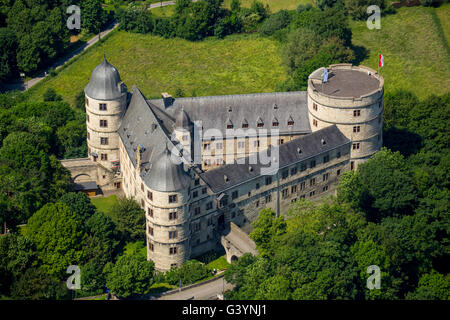 Luftaufnahme, Wewelsburg, Hügel Burg in der Kreisstadt Wewelsburg Büren im Kreis Paderborn, dreieckige Festung, Stockfoto