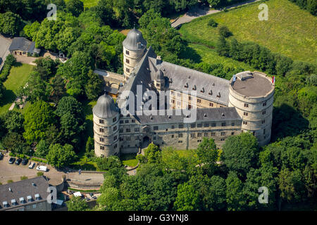 Luftaufnahme, Wewelsburg, Hügel Burg in der Kreisstadt Wewelsburg Büren im Kreis Paderborn, dreieckige Festung, Stockfoto